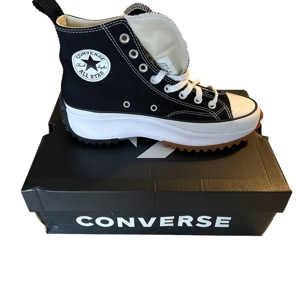 Converse 🔥 - Picture 2 of 2